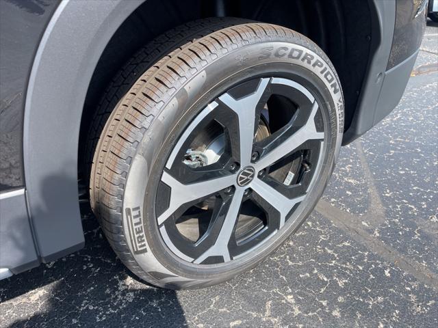 new 2025 Volkswagen Tiguan car, priced at $33,502
