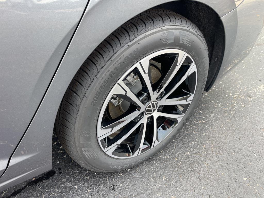 new 2025 Volkswagen Jetta car, priced at $23,318