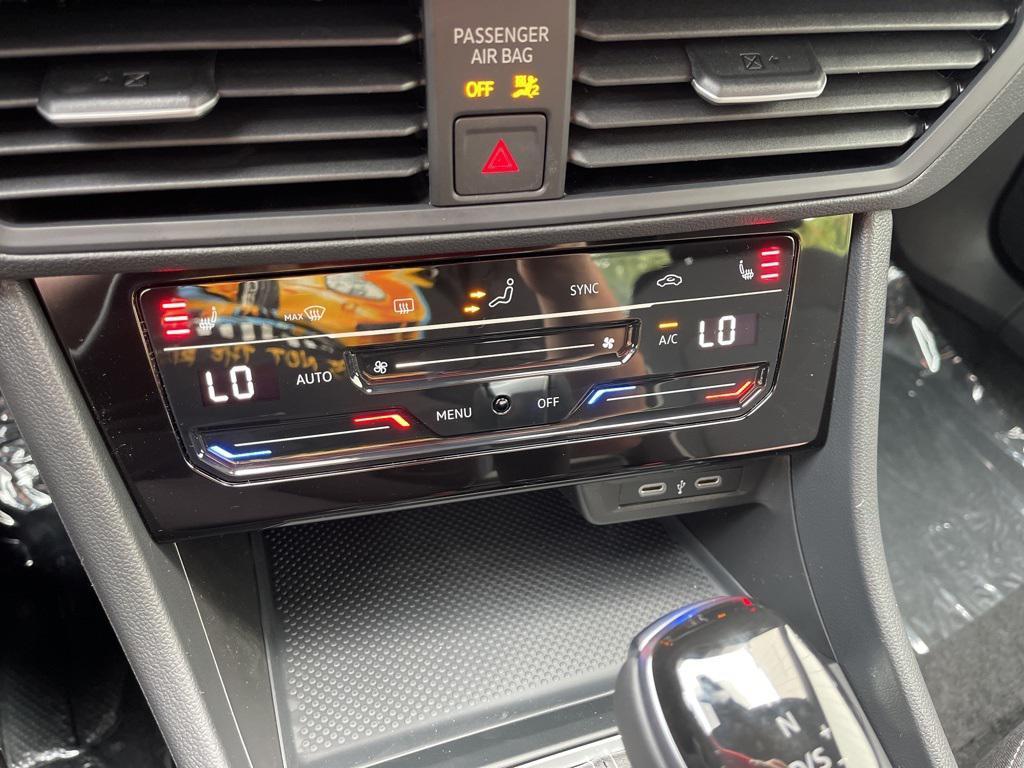 new 2025 Volkswagen Jetta car, priced at $23,318