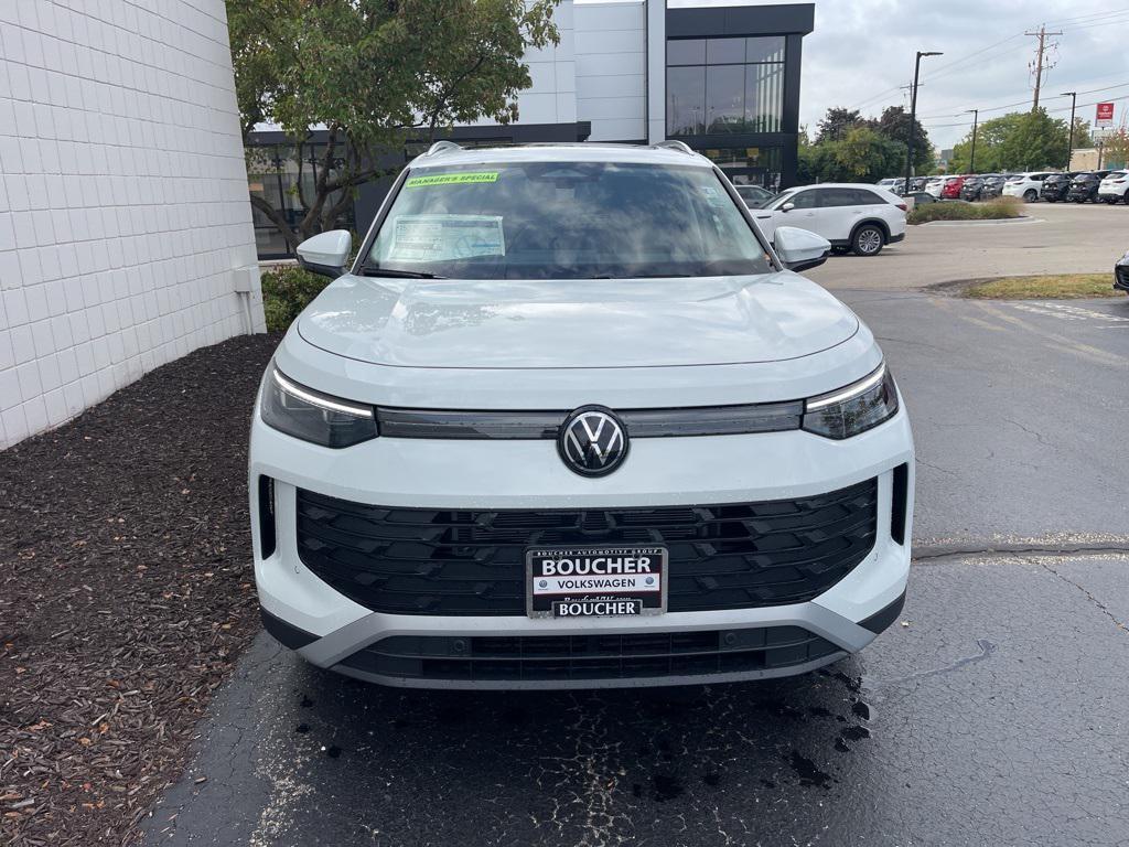 new 2025 Volkswagen Tiguan car, priced at $36,994