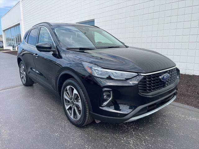 used 2023 Ford Escape car, priced at $28,995