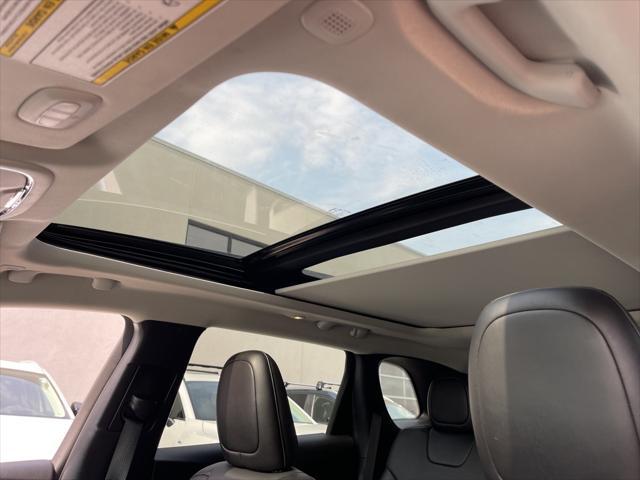 used 2022 Jeep Cherokee car, priced at $26,994