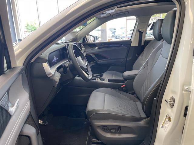 new 2025 Volkswagen Tiguan car, priced at $36,034