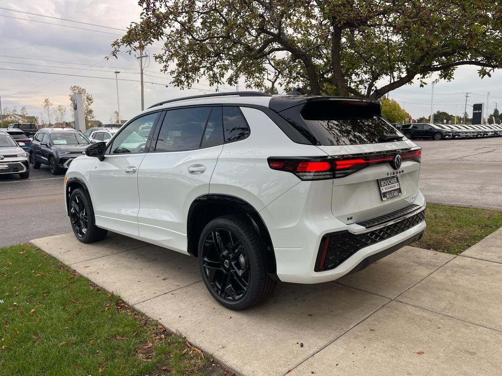 new 2025 Volkswagen Tiguan car, priced at $37,874