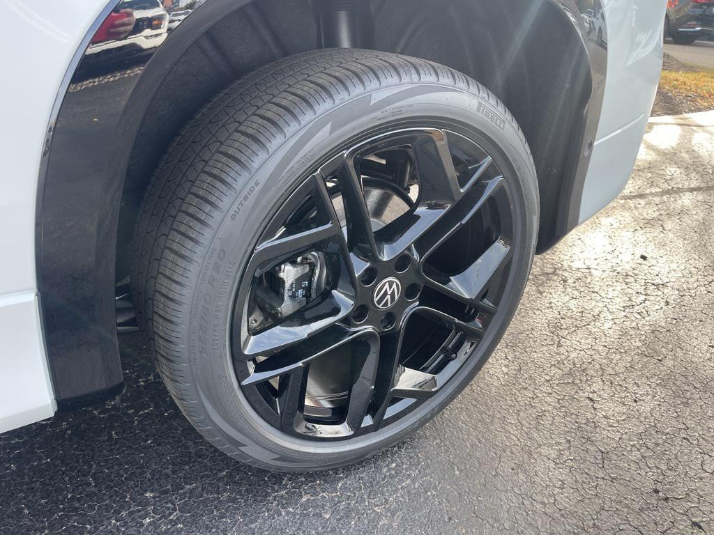 new 2025 Volkswagen Tiguan car, priced at $36,103