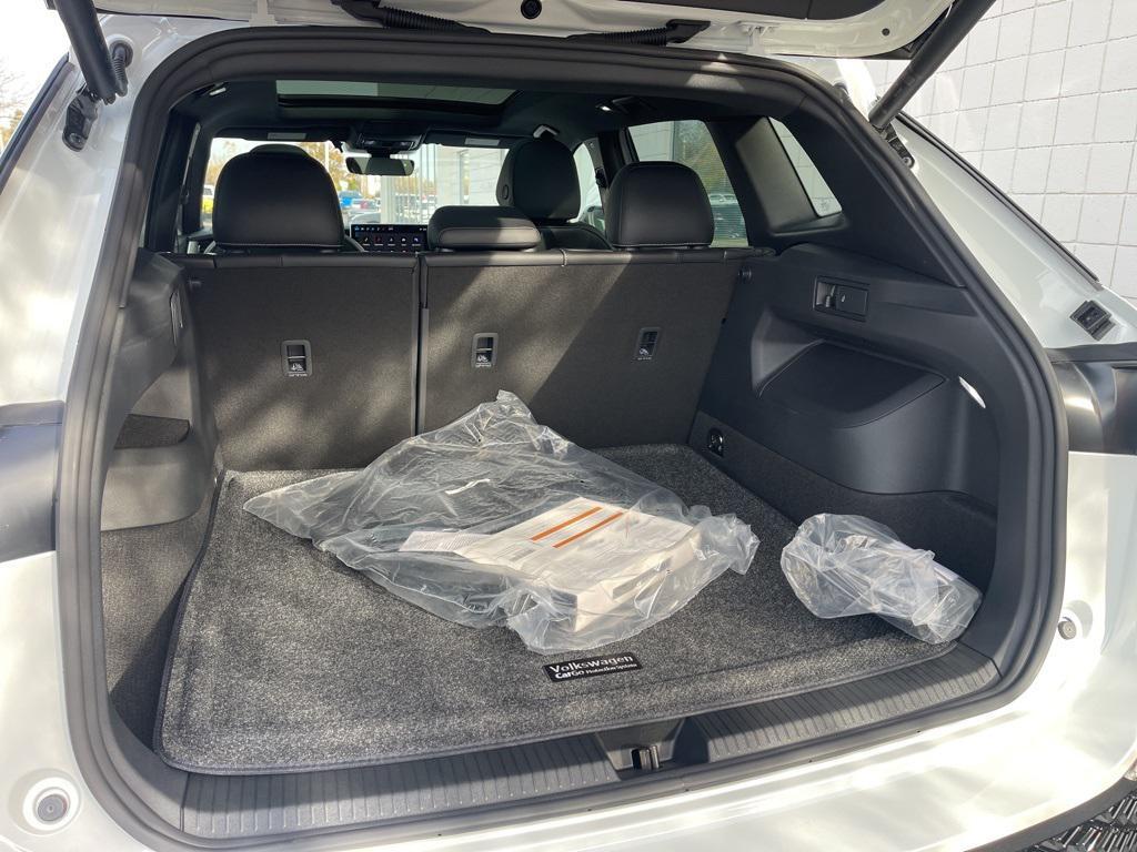 new 2025 Volkswagen Tiguan car, priced at $36,103