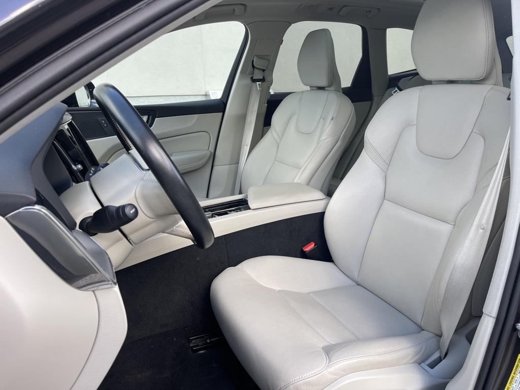 used 2024 Volvo XC60 car, priced at $32,466