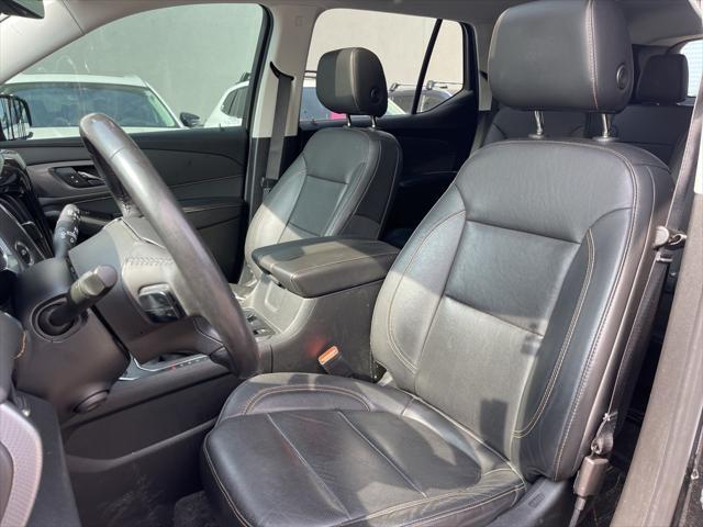 used 2020 Chevrolet Traverse car, priced at $27,597