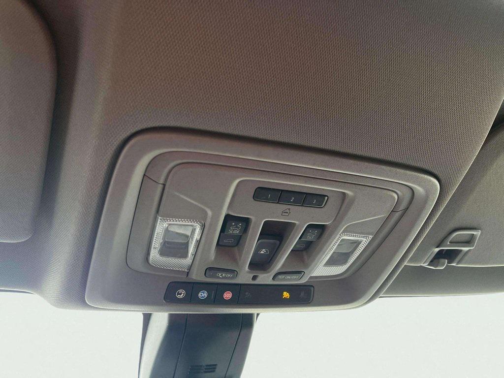 used 2021 GMC Sierra 1500 car, priced at $43,596