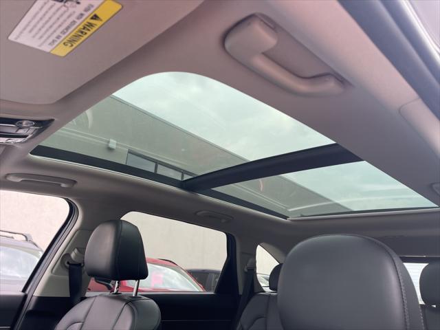 used 2023 Kia Sorento car, priced at $29,995