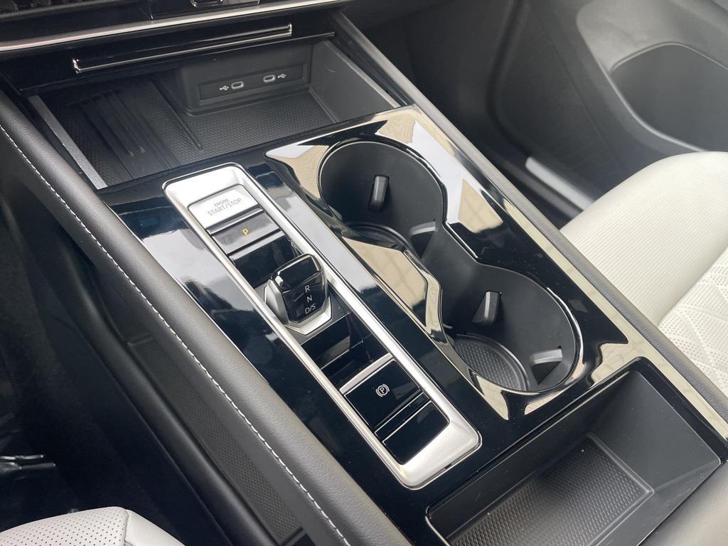 new 2026 Volkswagen Atlas Cross Sport car, priced at $52,197