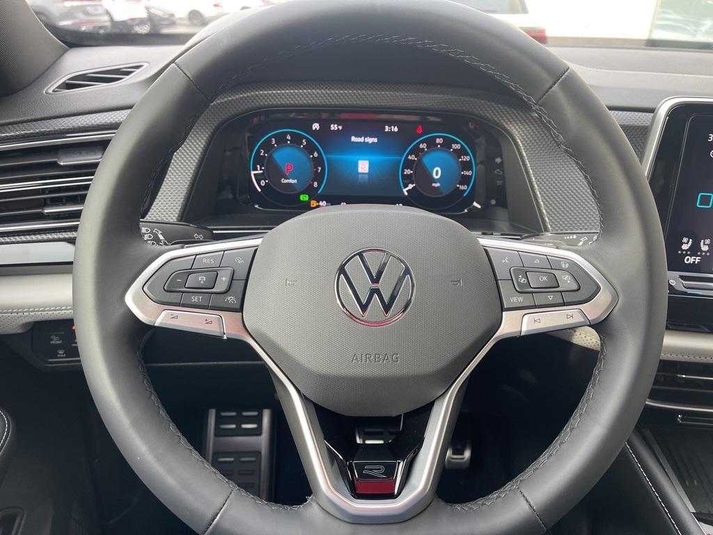 new 2026 Volkswagen Atlas Cross Sport car, priced at $52,197