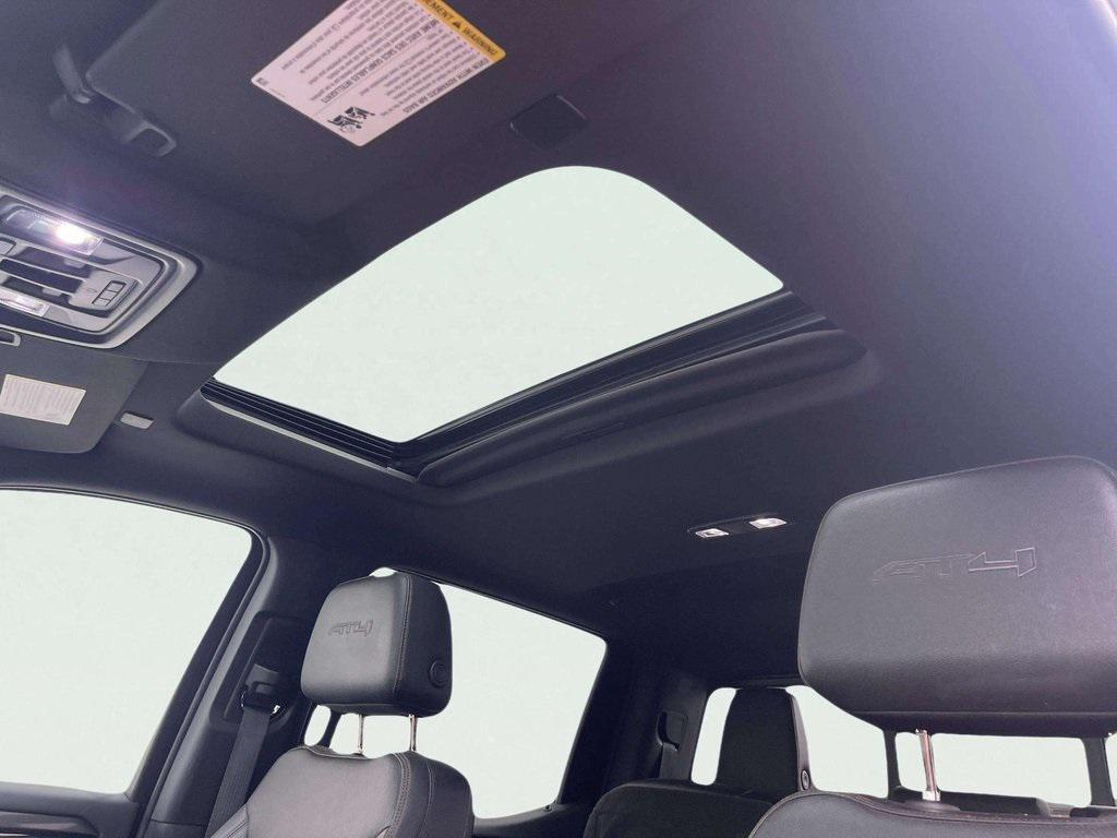 used 2022 GMC Sierra 1500 car, priced at $43,986