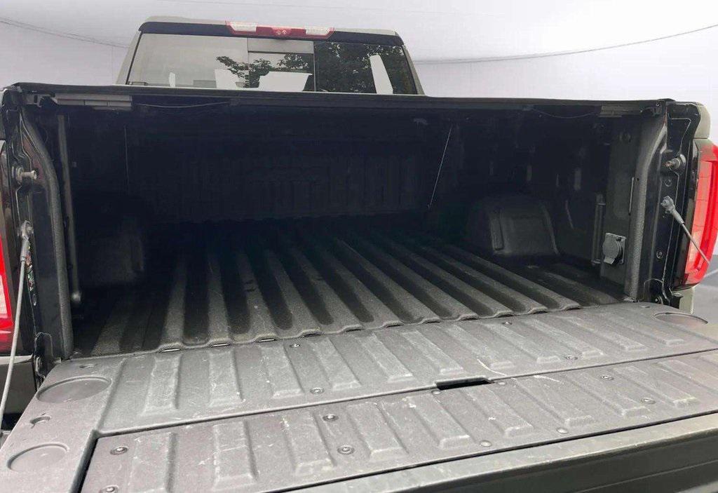 used 2022 GMC Sierra 1500 car, priced at $43,986