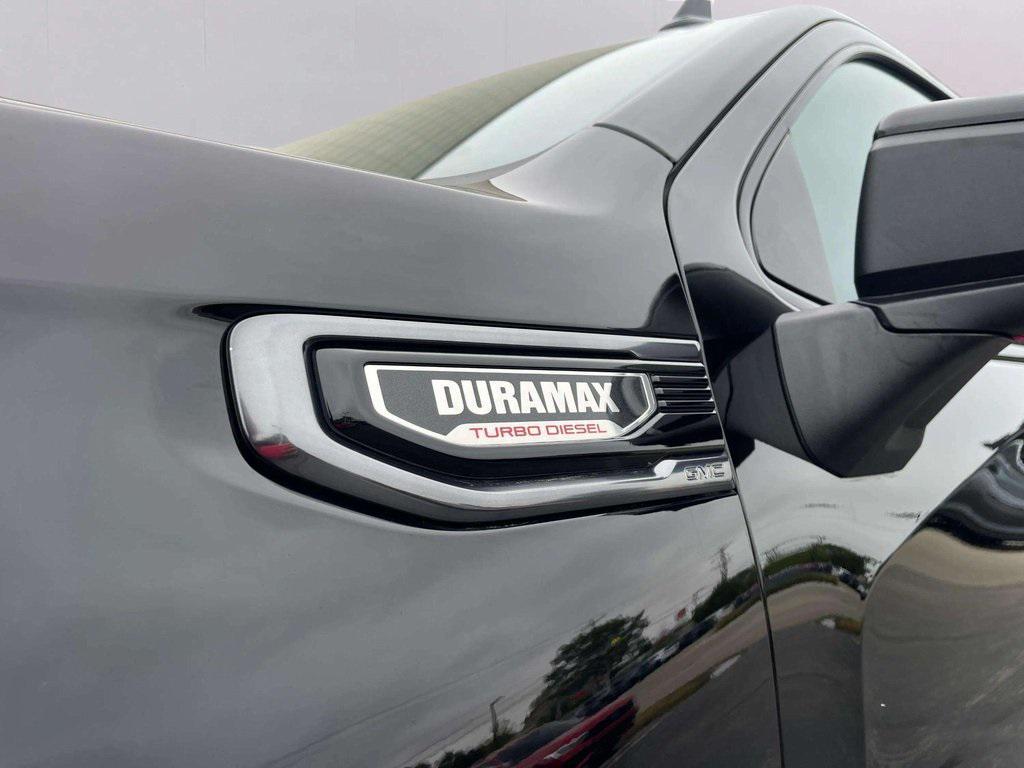 used 2022 GMC Sierra 1500 car, priced at $43,986