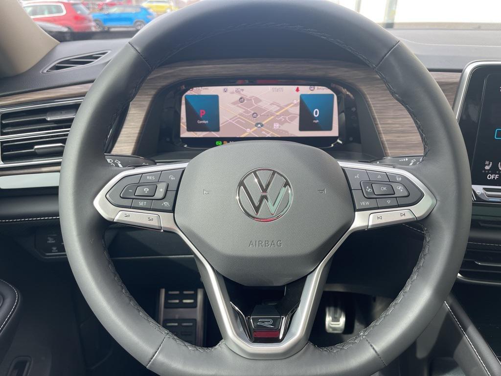 new 2025 Volkswagen Atlas car, priced at $50,411