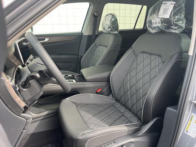 new 2025 Volkswagen Atlas car, priced at $51,411