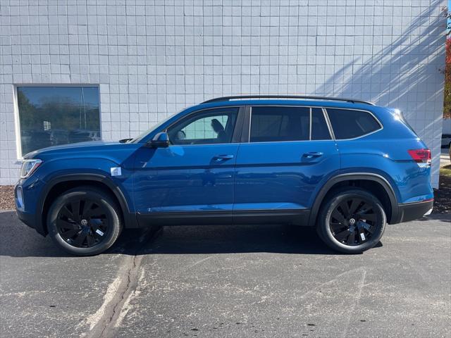 new 2025 Volkswagen Atlas car, priced at $45,073