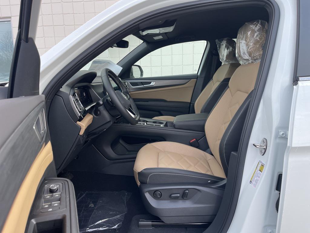 new 2026 Volkswagen Atlas Cross Sport car, priced at $39,205