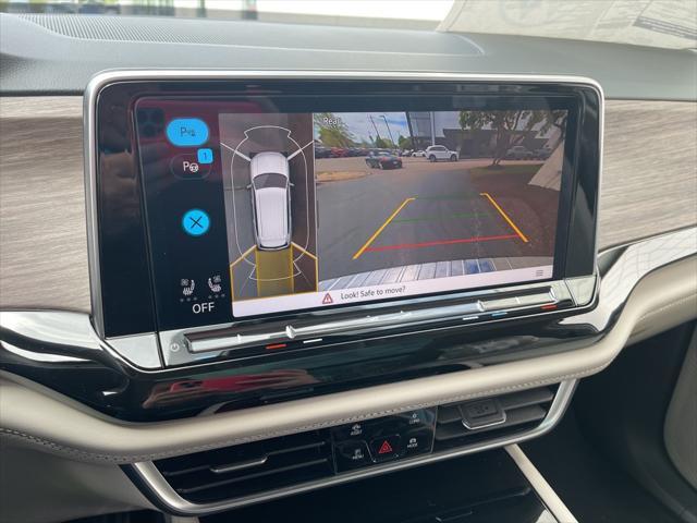 new 2025 Volkswagen Atlas car, priced at $51,985