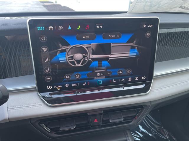 new 2025 Volkswagen Tiguan car, priced at $33,502