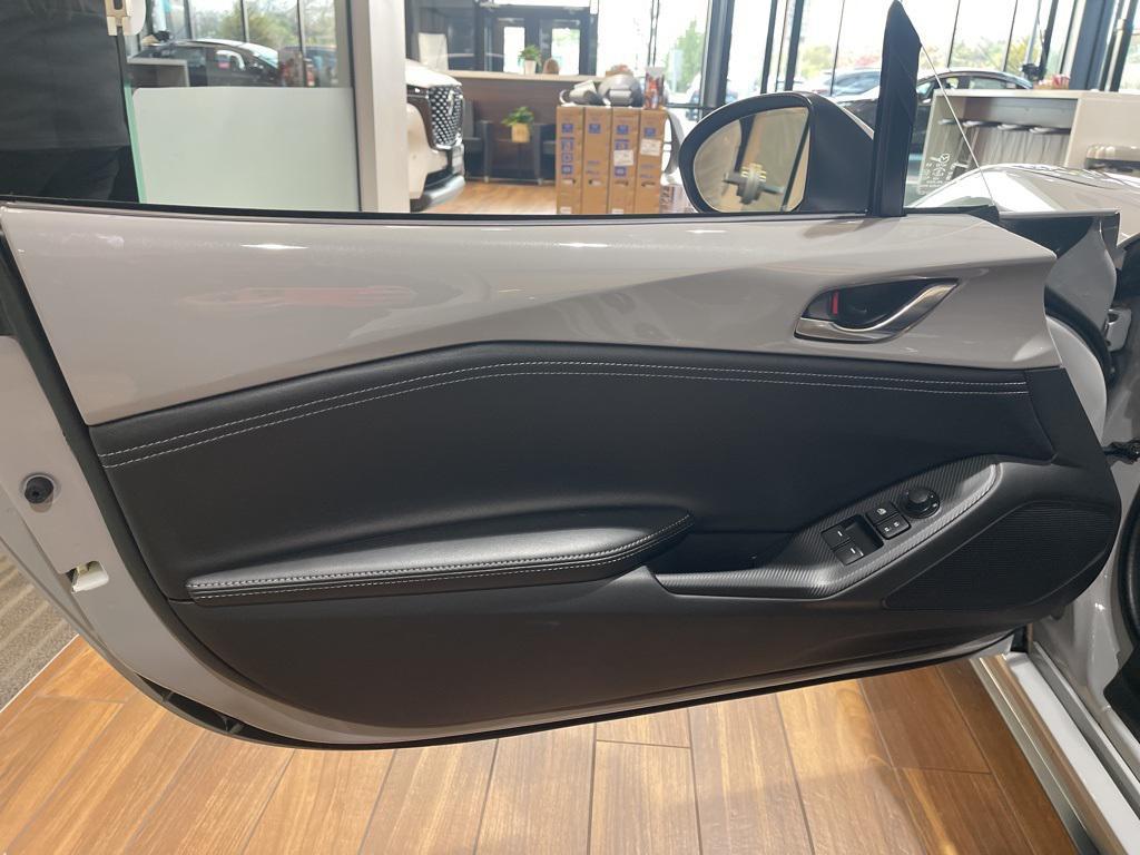 new 2025 Mazda MX-5 Miata car, priced at $36,162