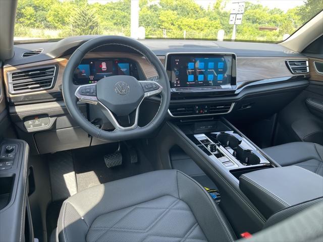 new 2025 Volkswagen Atlas car, priced at $41,958