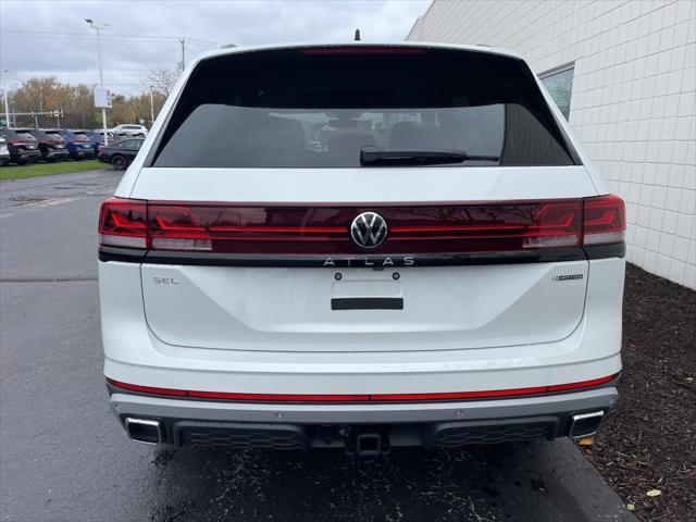 new 2024 Volkswagen Atlas car, priced at $48,484