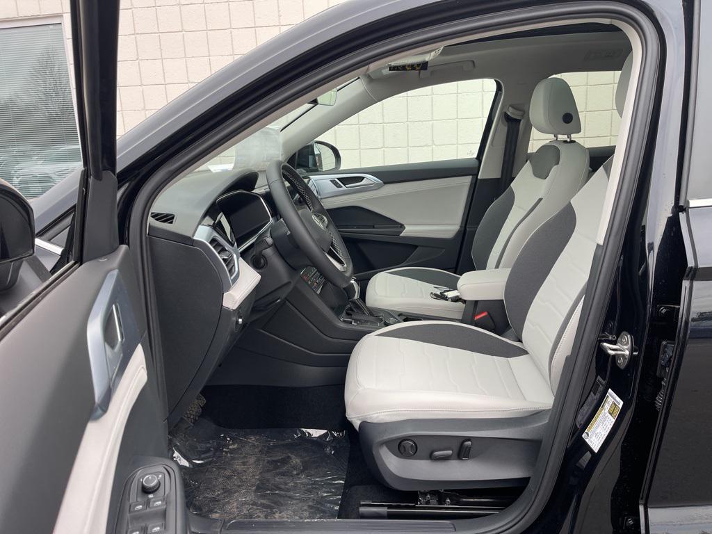 new 2025 Volkswagen Taos car, priced at $31,969