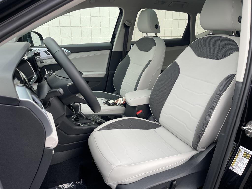 new 2025 Volkswagen Taos car, priced at $31,969