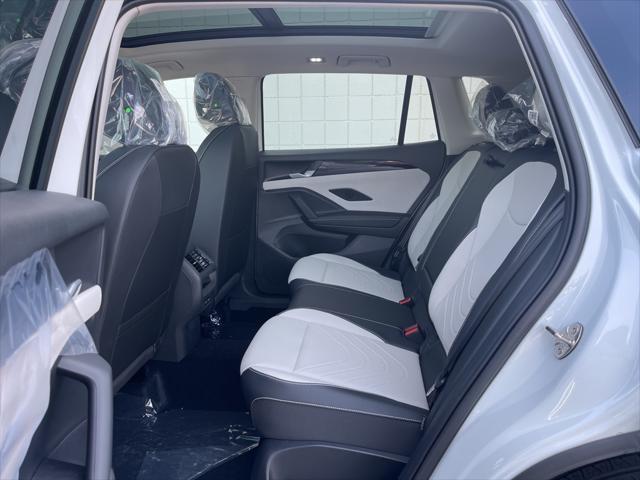 new 2025 Volkswagen Tiguan car, priced at $34,534