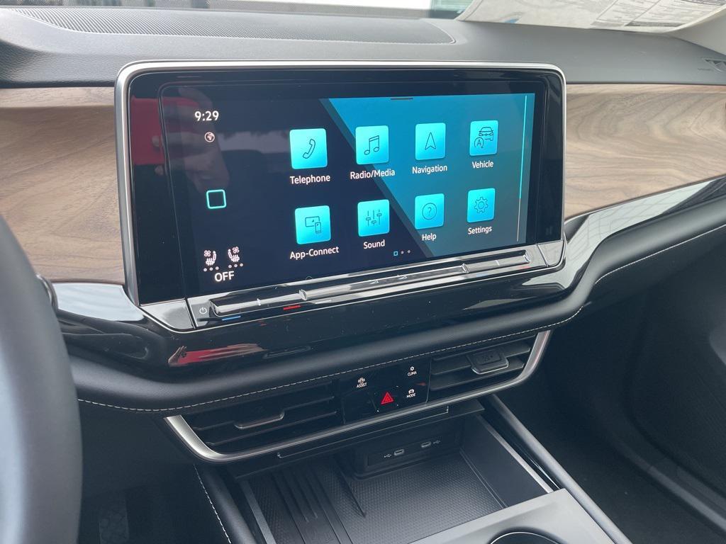 new 2026 Volkswagen Atlas car, priced at $41,182