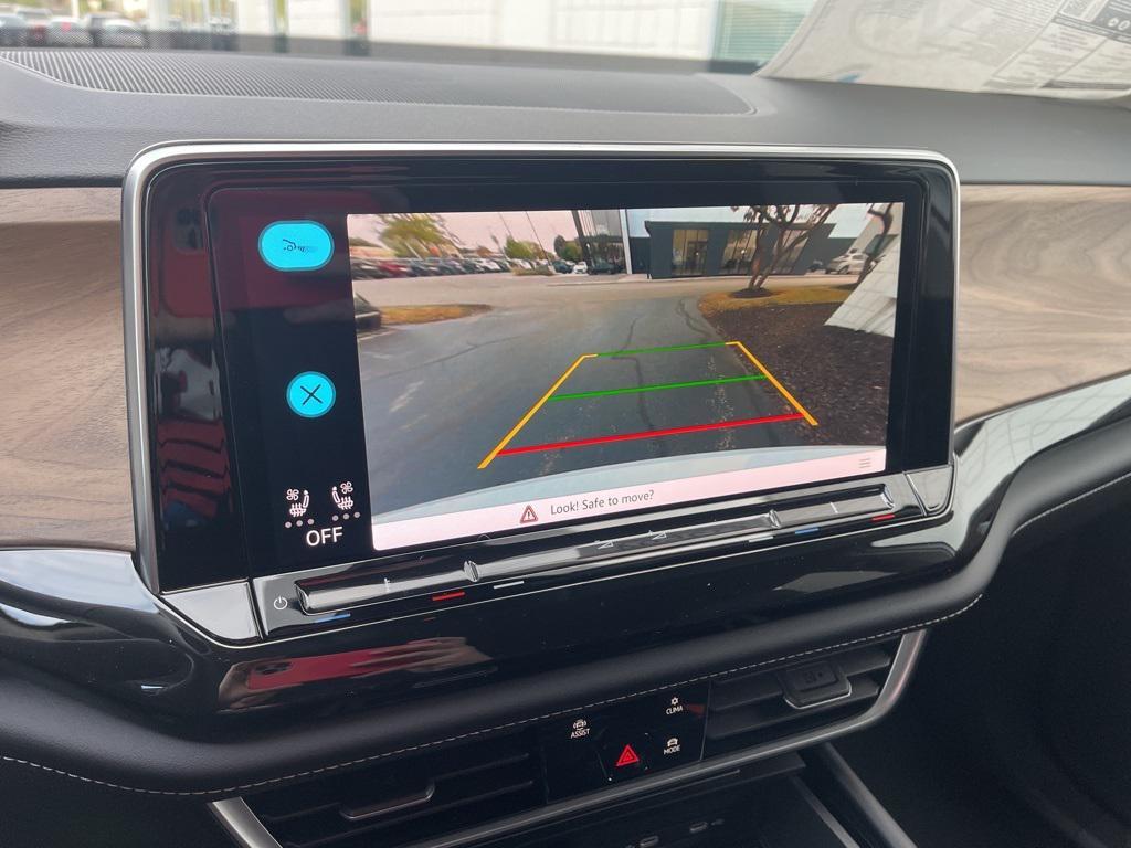 new 2026 Volkswagen Atlas car, priced at $41,182