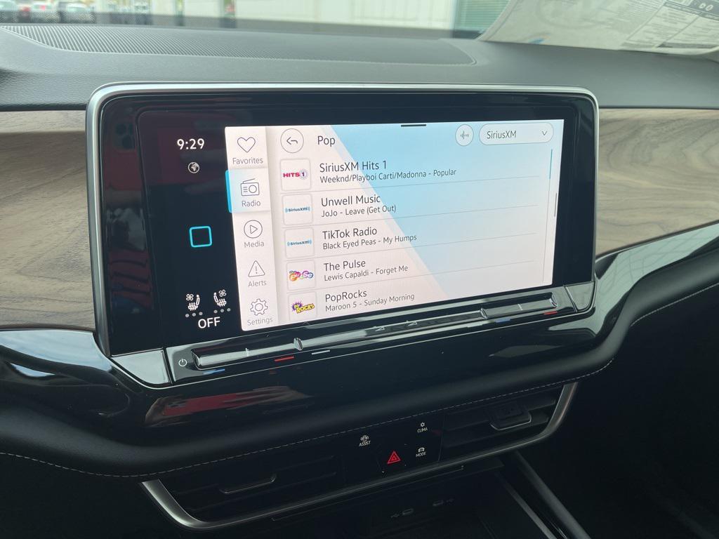 new 2026 Volkswagen Atlas car, priced at $41,182