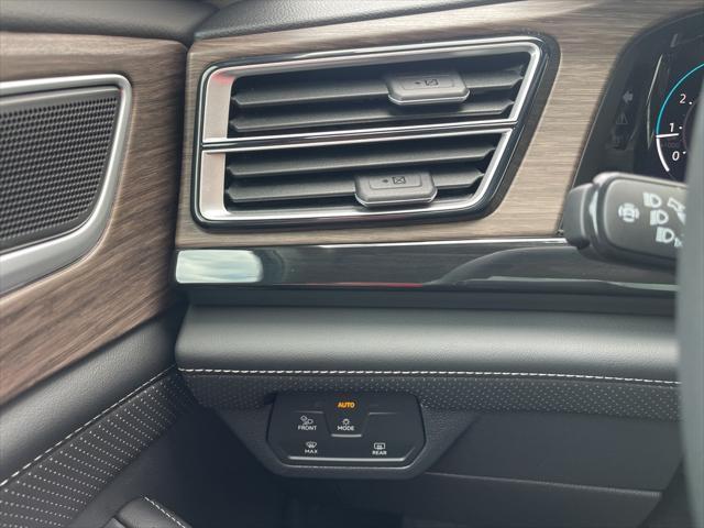 new 2025 Volkswagen Atlas car, priced at $47,170
