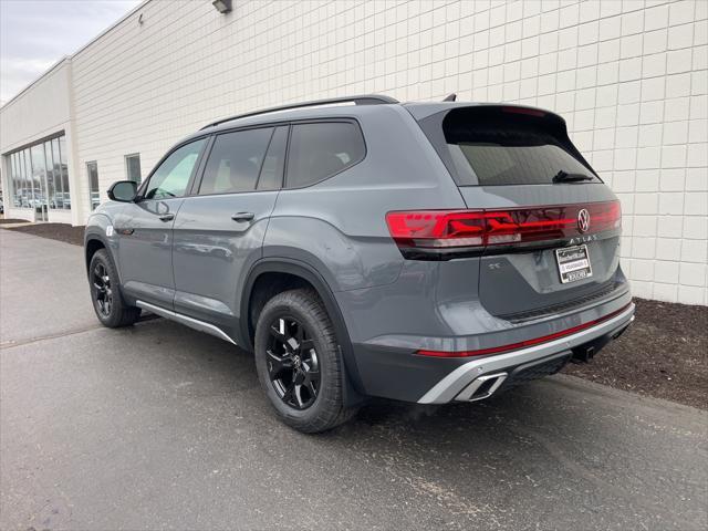 new 2025 Volkswagen Atlas car, priced at $46,478