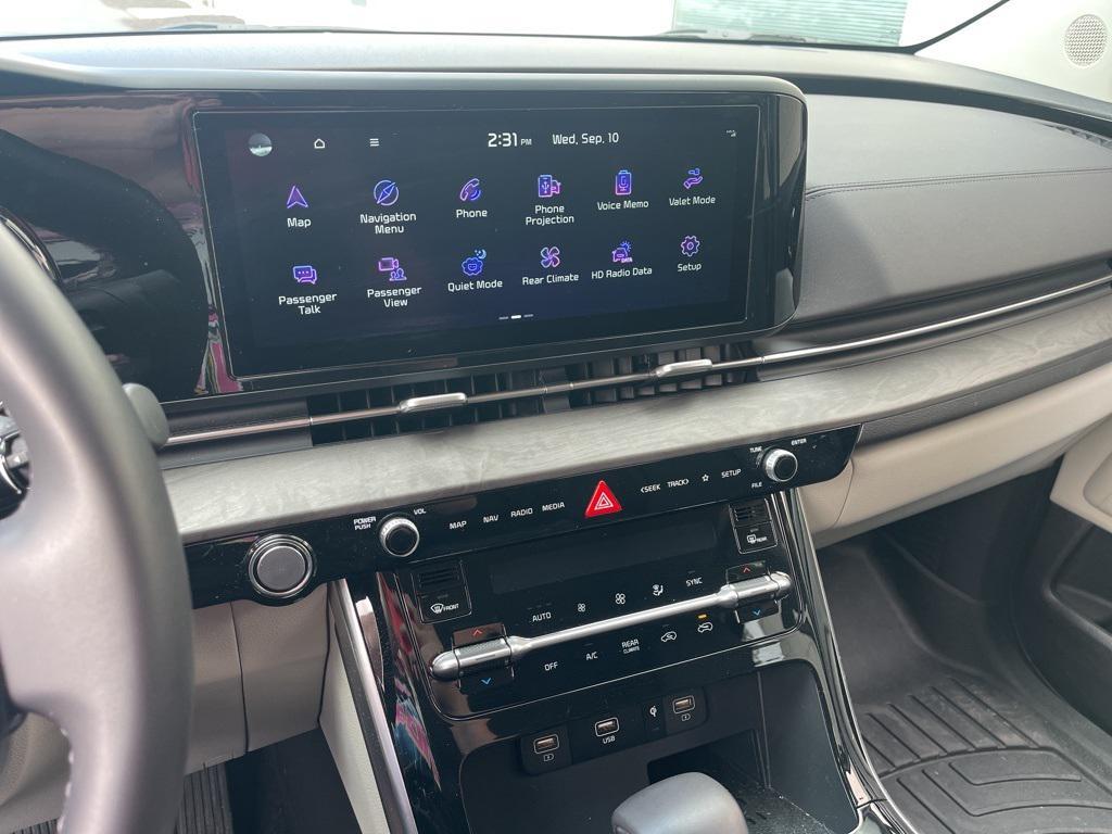 used 2024 Kia Carnival car, priced at $39,745