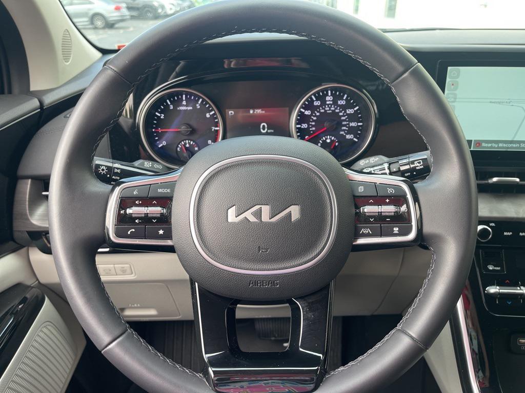 used 2024 Kia Carnival car, priced at $39,745