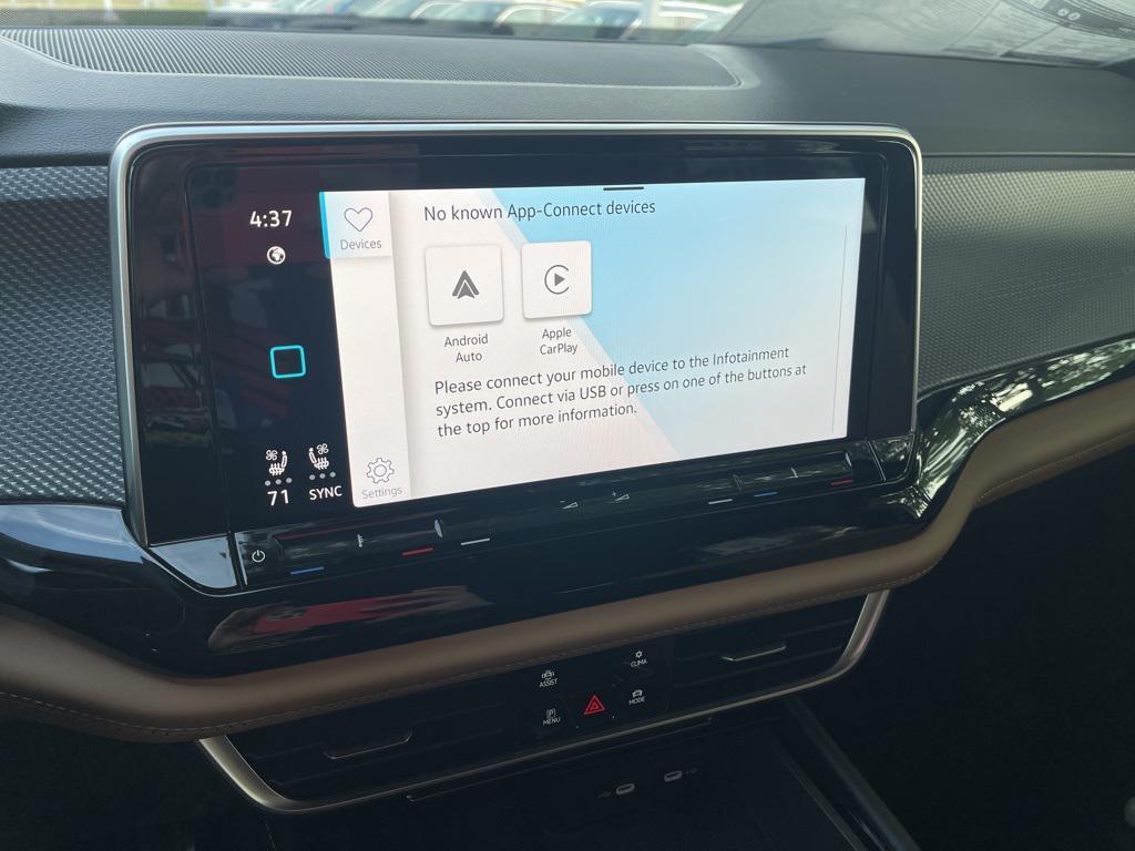 new 2026 Volkswagen Atlas Cross Sport car, priced at $51,446