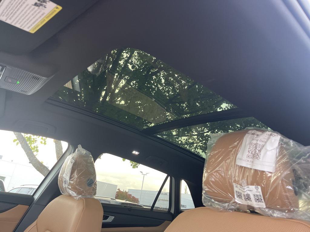 new 2026 Volkswagen Atlas Cross Sport car, priced at $51,446