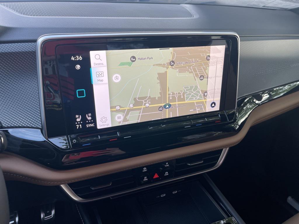 new 2026 Volkswagen Atlas Cross Sport car, priced at $51,446