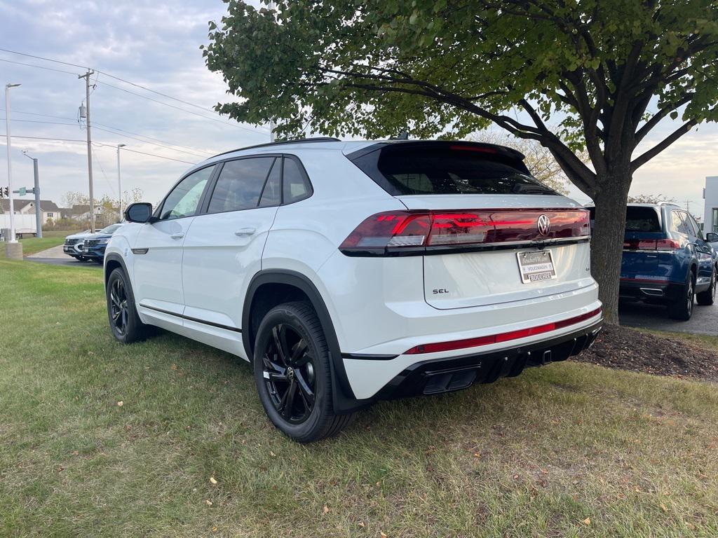 new 2026 Volkswagen Atlas Cross Sport car, priced at $51,446