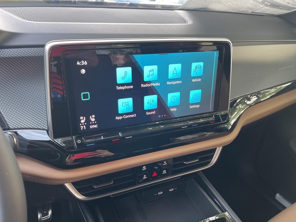 new 2026 Volkswagen Atlas Cross Sport car, priced at $51,446