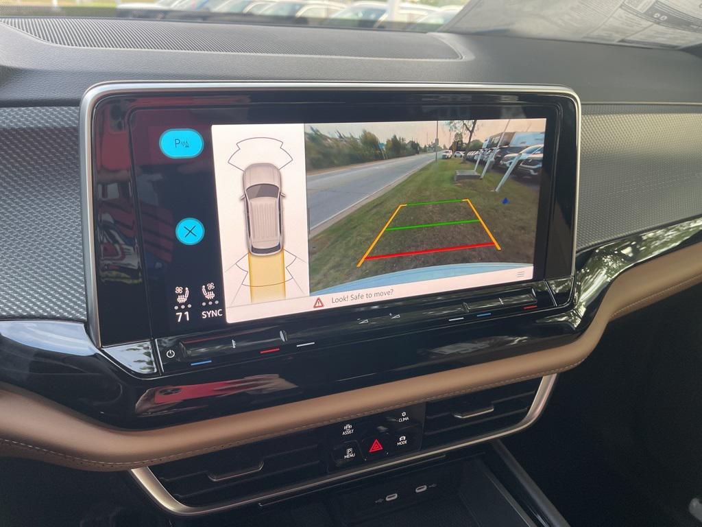 new 2026 Volkswagen Atlas Cross Sport car, priced at $51,446