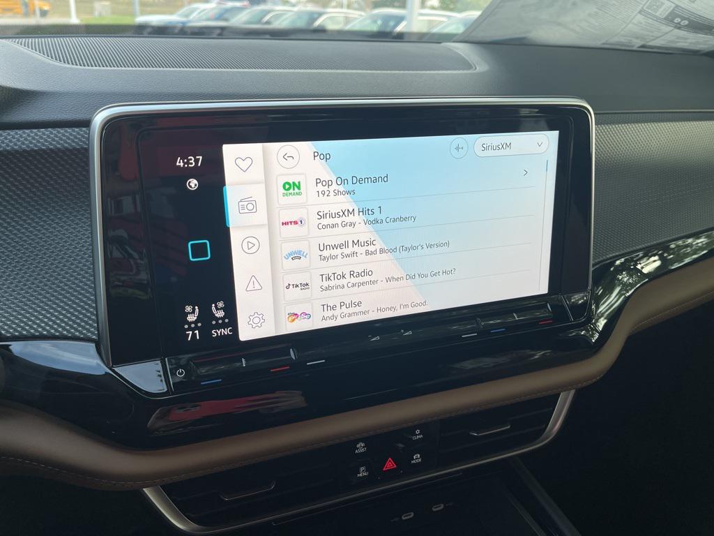 new 2026 Volkswagen Atlas Cross Sport car, priced at $51,446