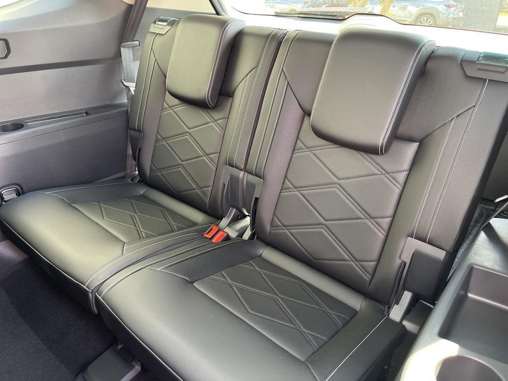 new 2026 Volkswagen Atlas car, priced at $49,336