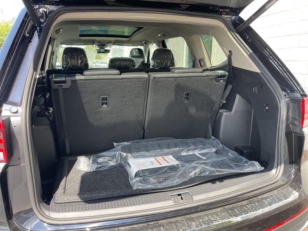 new 2026 Volkswagen Atlas car, priced at $49,336