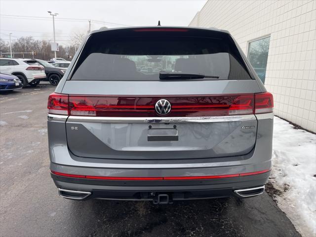 new 2024 Volkswagen Atlas car, priced at $42,081