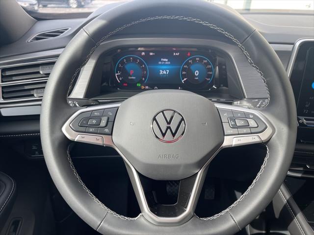 new 2025 Volkswagen Atlas Cross Sport car, priced at $42,059