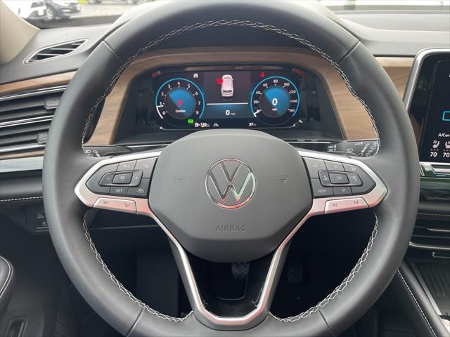 new 2025 Volkswagen Atlas car, priced at $43,463